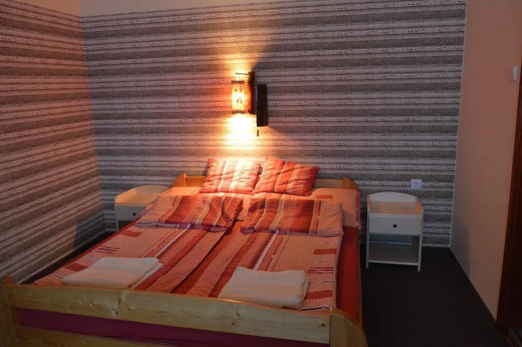 Bed & Breakfast Flamingo Vendeghaz *